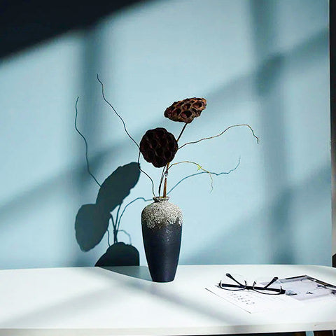 Petit Vase Design Lignes Circulaires