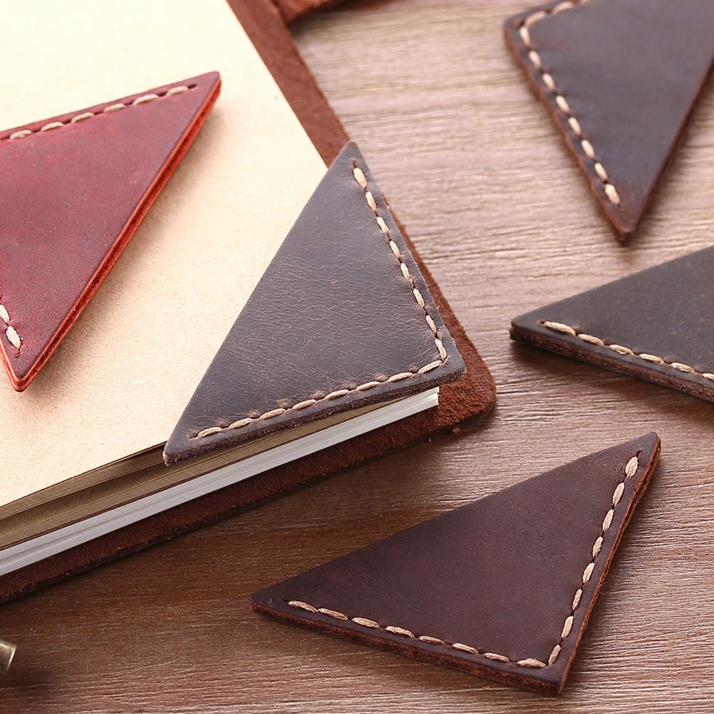 Marque page coin en cuir