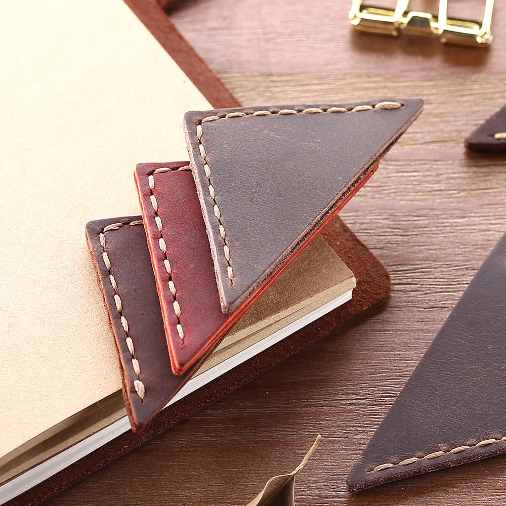Marque page coin en cuir