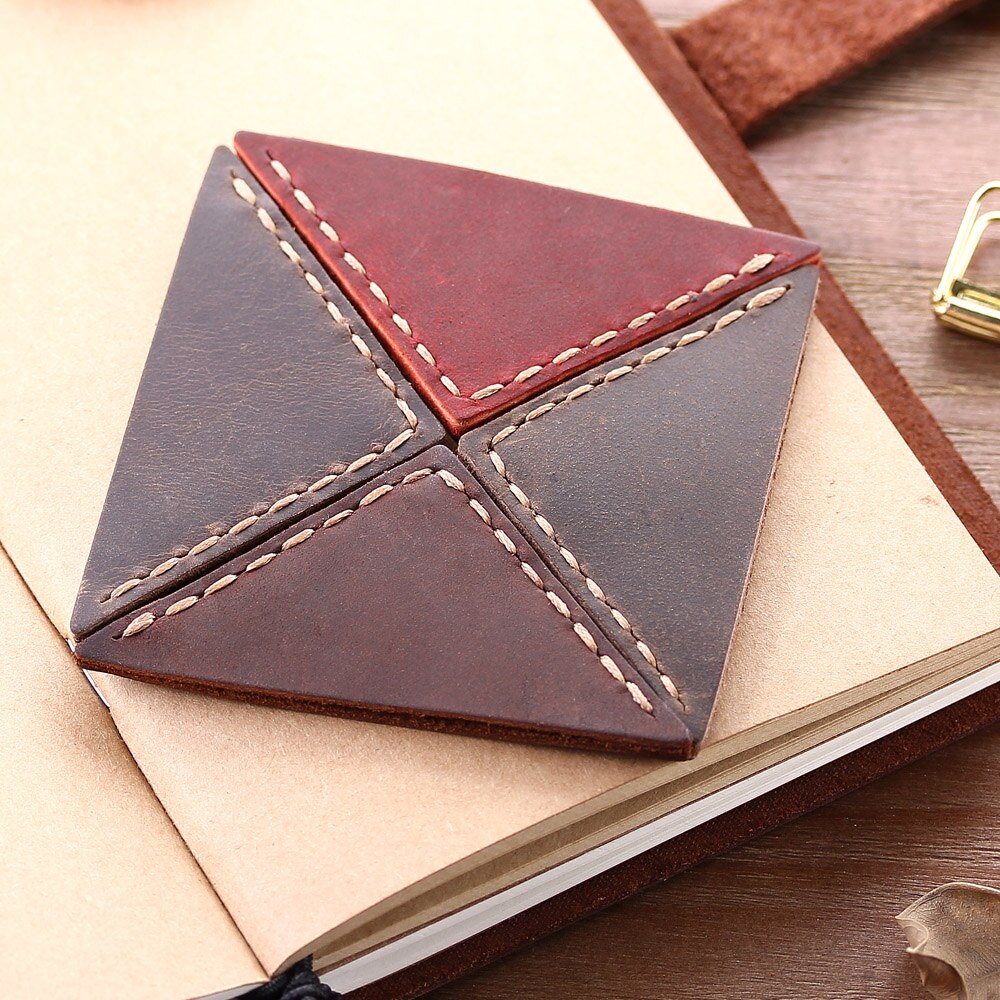 Marque page coin en cuir