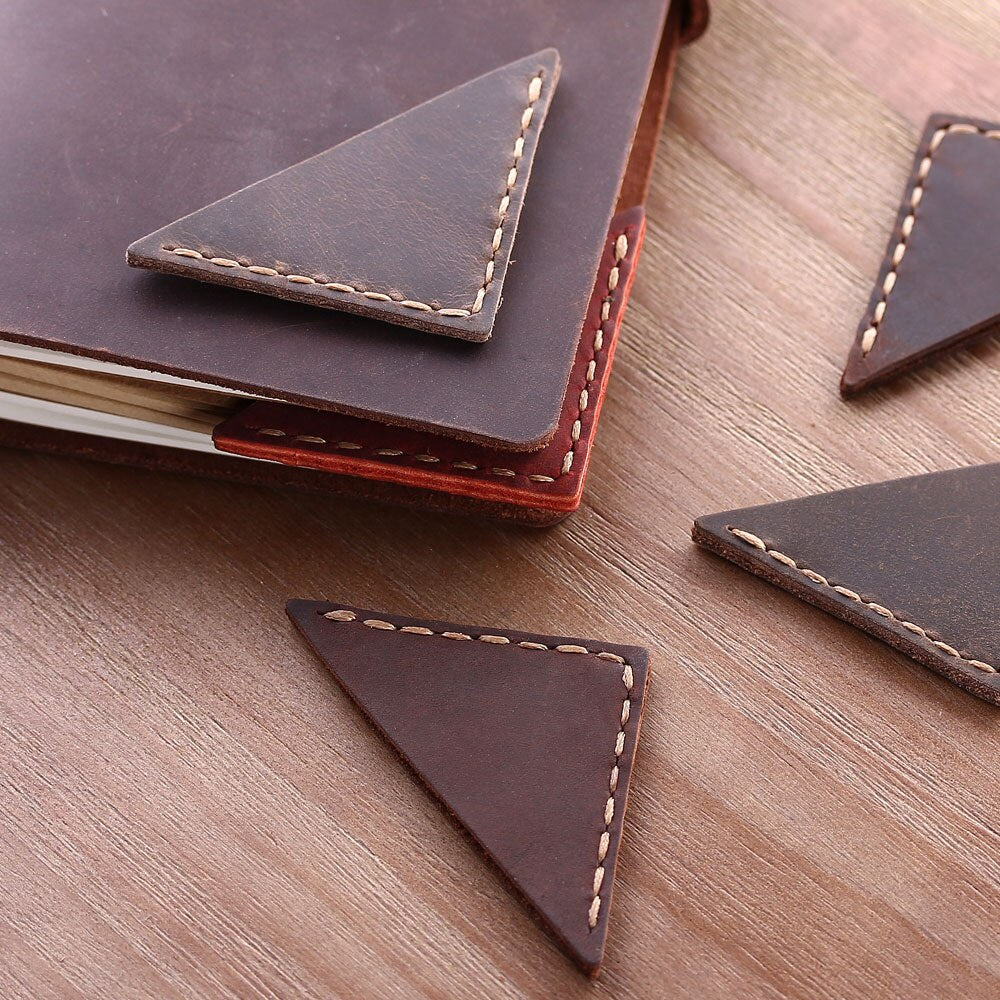 Marque page coin en cuir