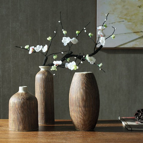 Vase Artisanal Marron Aspect Écorce Rayée