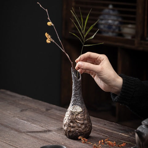 Vase Artisanal Vintage Motif Lotus