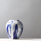 Vase Artistique Blanc aux Motifs Bleus Peint à la Main