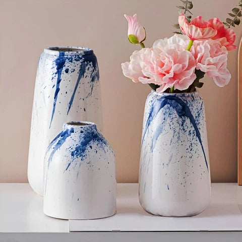 Vase Artistique Blanc et Encre Bleue