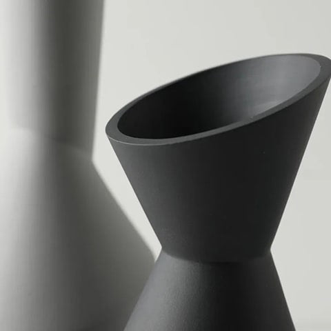 Vase Asymétrique Nordique