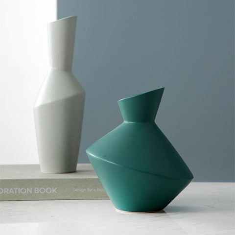 Vase Asymétrique Nordique