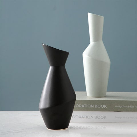 Vase Asymétrique Nordique