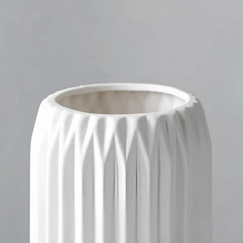 Vase Blanc Décoratif Style Origami