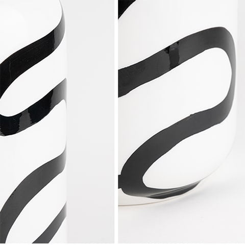 Vase Blanc Lignes Abstraites Noires Design