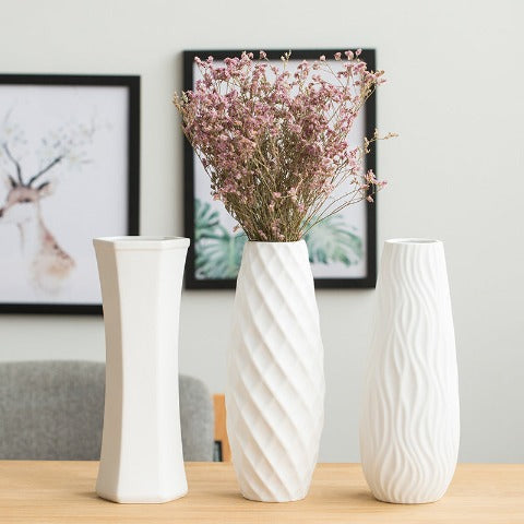 Vase Blanc Minimaliste Trois Motifs
