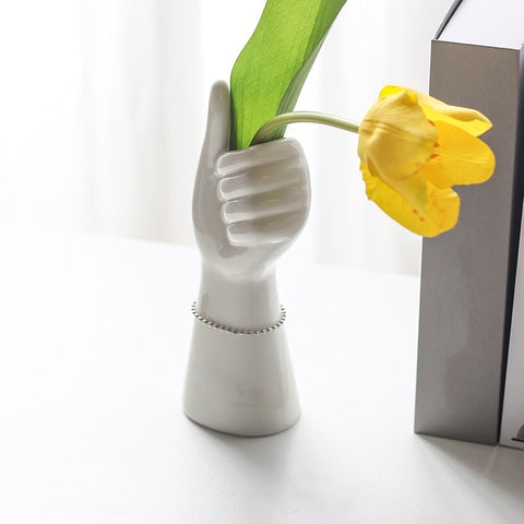 Vase Blanc Main Pousse Levé
