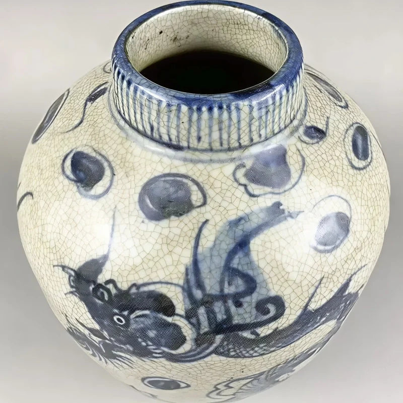 Vase Chinois Antique Bleu et Blanc Motif Dragon
