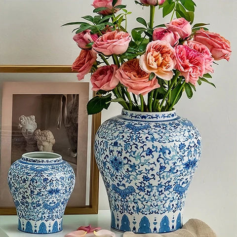 Vase Chinois Bleu et Blanc Motif Fleurs