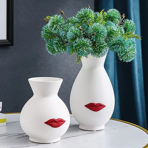 Vase Créatif Blanc ou Noir Lèvres Rouges
