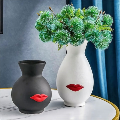 Vase Créatif Blanc ou Noir Lèvres Rouges
