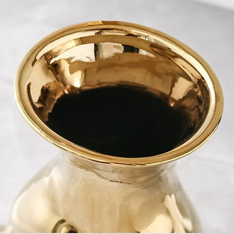 Vase Design Main Poing Fermé