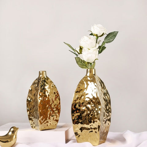 Vase Doré Relief Asymétrique
