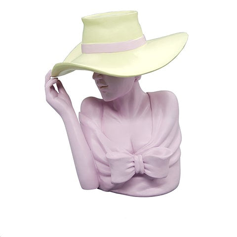 Vase Femme au Chapeau