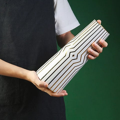 Vase Moderne Blanc Motifs Dorés