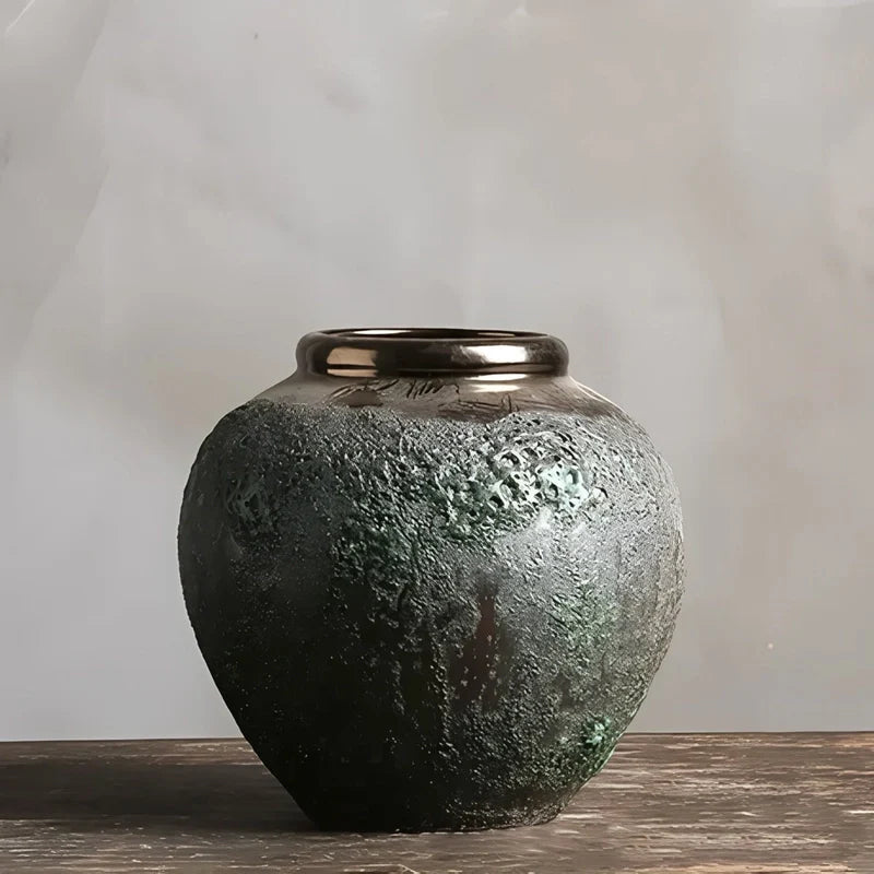Vase Ovoïde en Grès Vieilli Finition Patinée Col Bronze