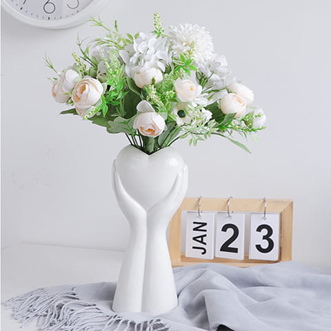 Vase Petit Cœur Entre Deux Mains