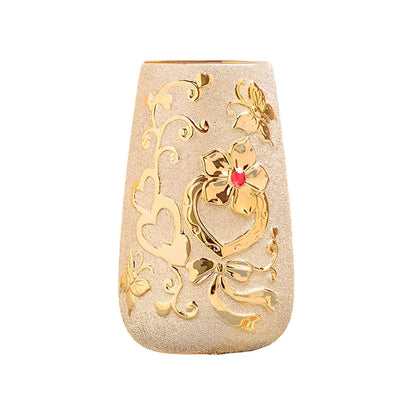 Vase Raffiné Givré Doré Motifs Cœurs et Papillons