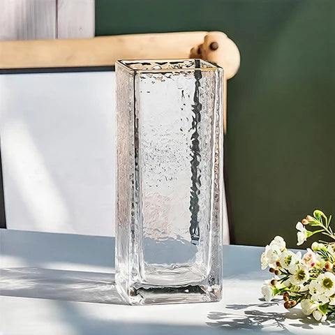 Vase Rectangulaire Opalisé Bordure Dorée
