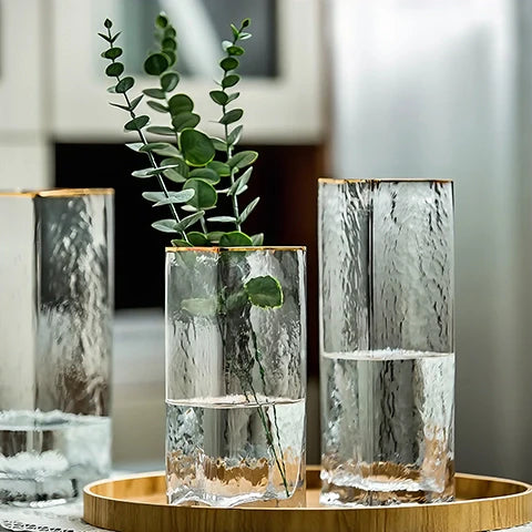 Vase Rectangulaire Opalisé Bordure Dorée