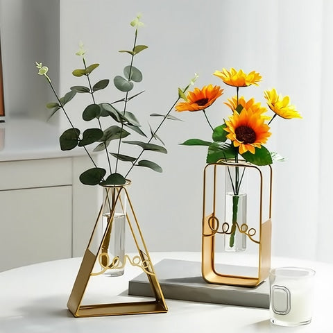 Vase Soliflore Doré Love Forme Géométrique