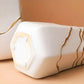 Vase Sophistiqué Polygone Blanc et Doré