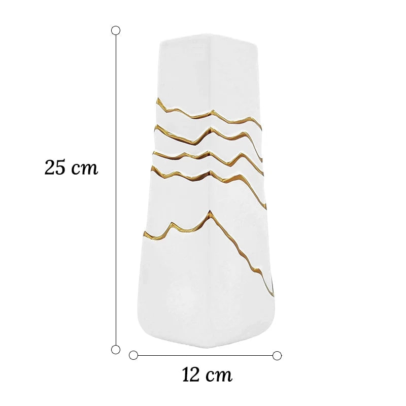 Vase Sophistiqué Polygone Blanc et Doré
