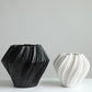 Vase Torsadé Black and White