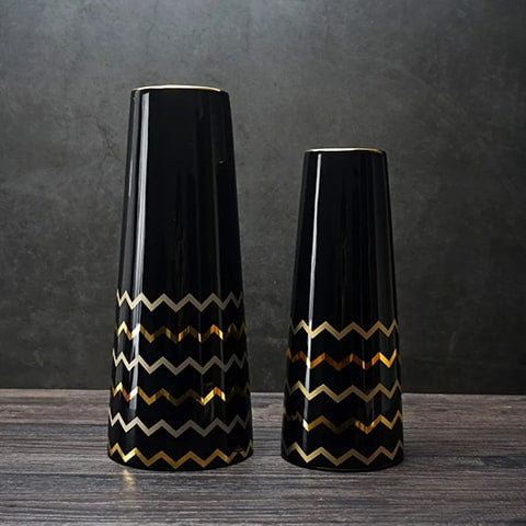 Vase Trapèze Noir Motifs Dorés